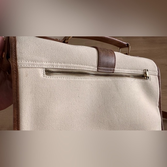 Brandy Melville cream canvas messenger bag NWT - Picture 4 of 11